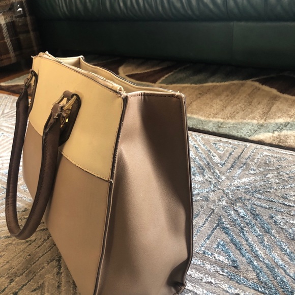 Hand bag - Picture 3 of 9